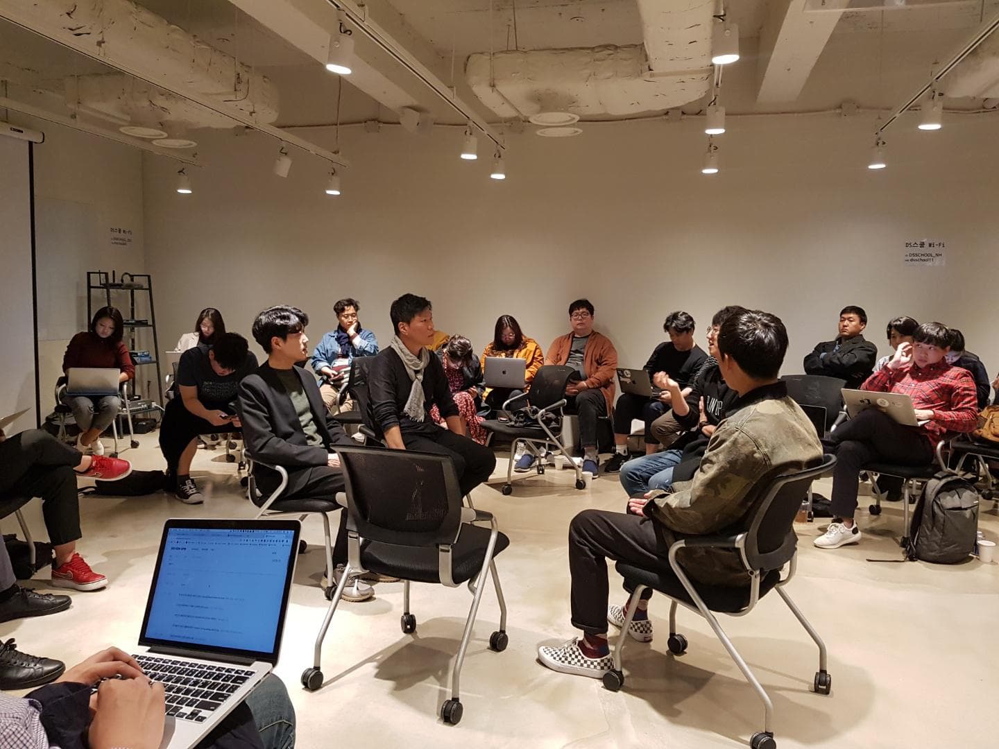 첨부 이미지