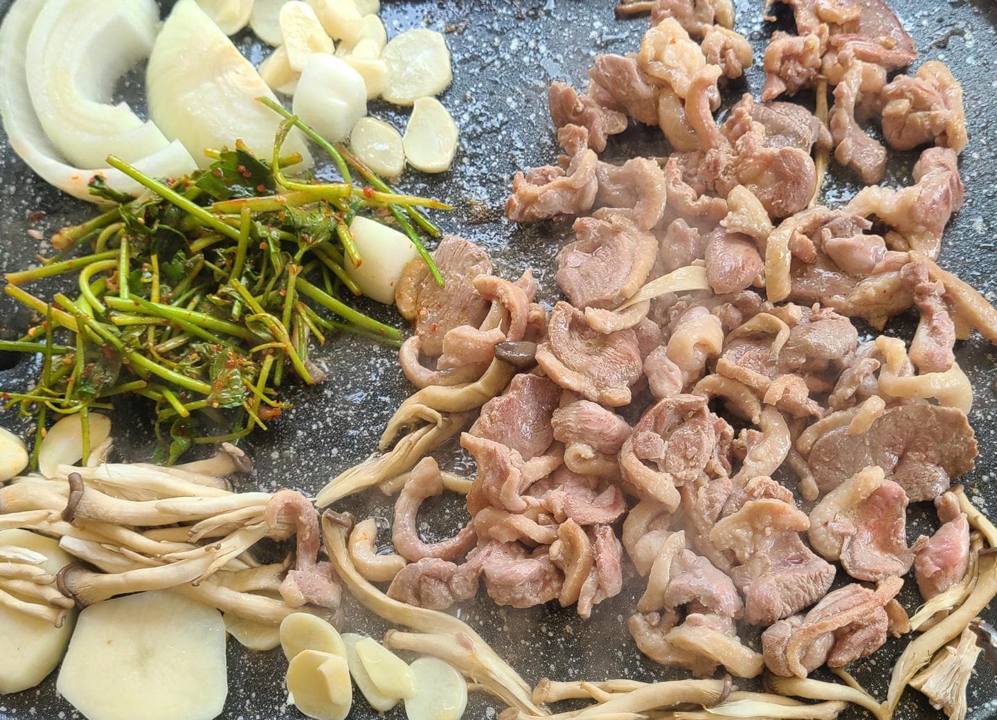 첨부 이미지 1