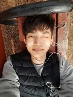 김신의 프로필 이미지